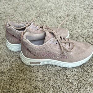 Soprani rose colored walking shoes, size 38 (7.5 in US)